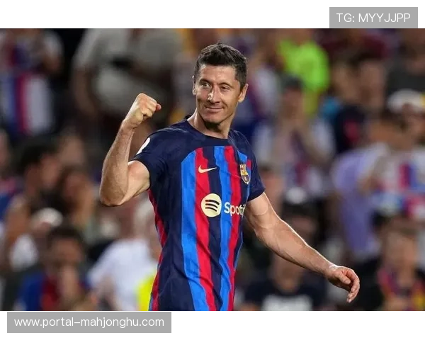 巴萨出征客场大名单公布,两名青年队球员随队前往马德里 巴萨出征客场大名单公布,两名青年队球员随队前往马德里